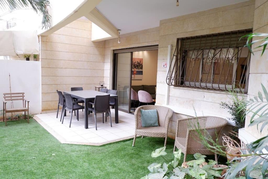 Garden House By Israpart Ra'anana Exterior photo